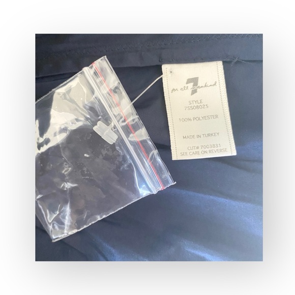new 7 for All Mankind® ㋛ Shiny Taffeta Strapless Peplum Top  ㋛ Midnight Navy ㋛ L - Picture 11 of 16